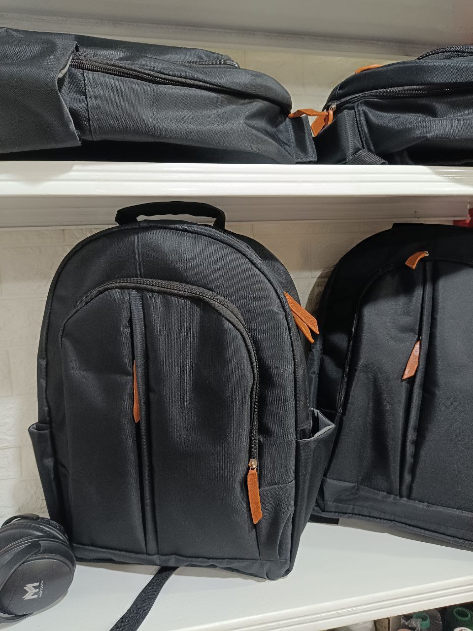 کوله پشتی برزنتی مشکی شمعی ضد آب | سرزیپ چرم طبیعی و بند پددار