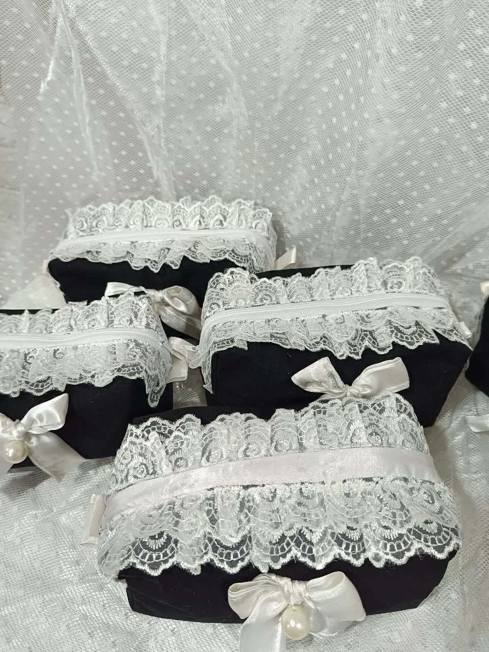 کیف آرایشی پینترستی  مشکی