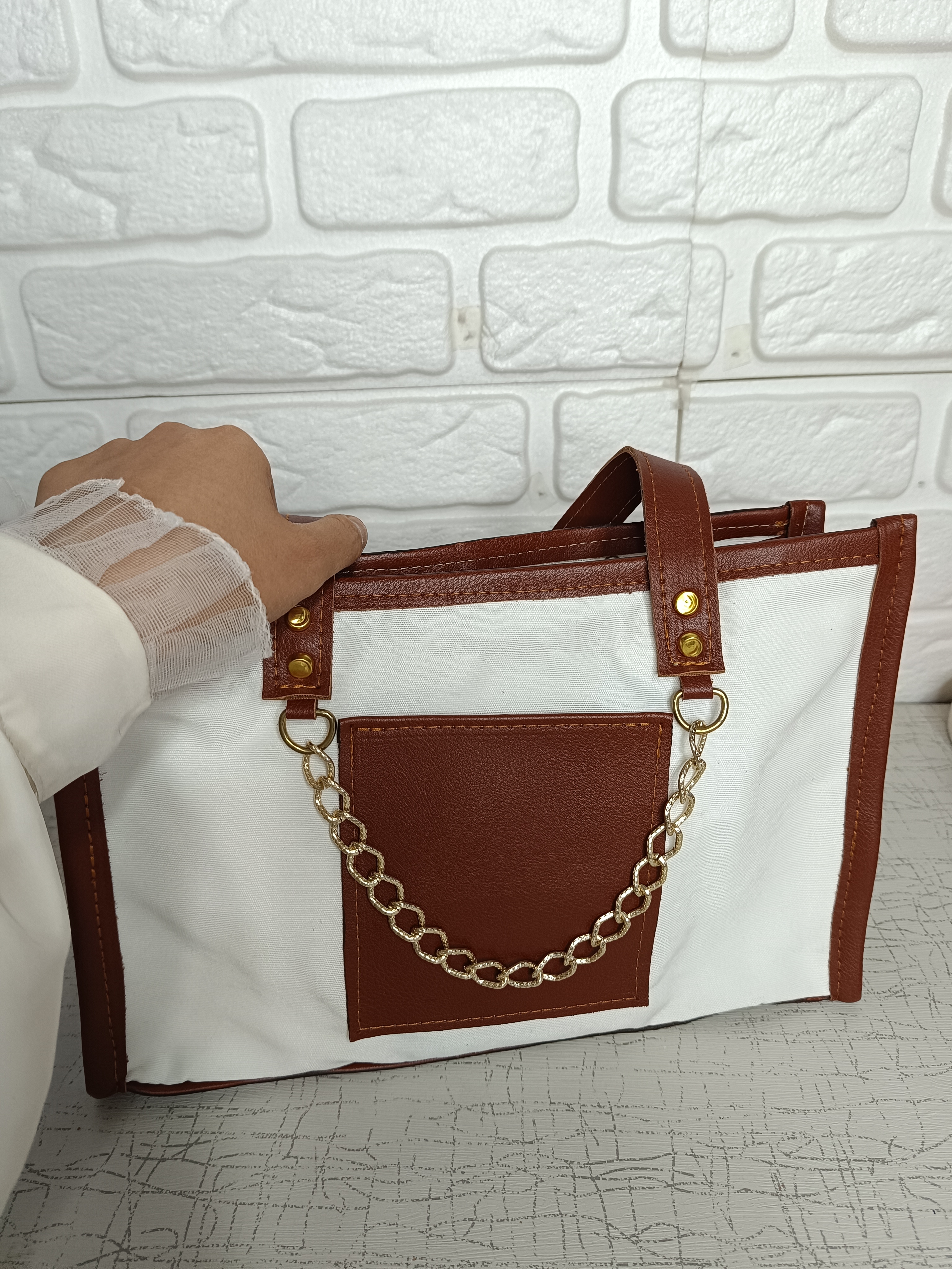 کیف دوشی مینیمال